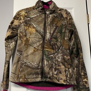 Real tree soft shell women’s jacket